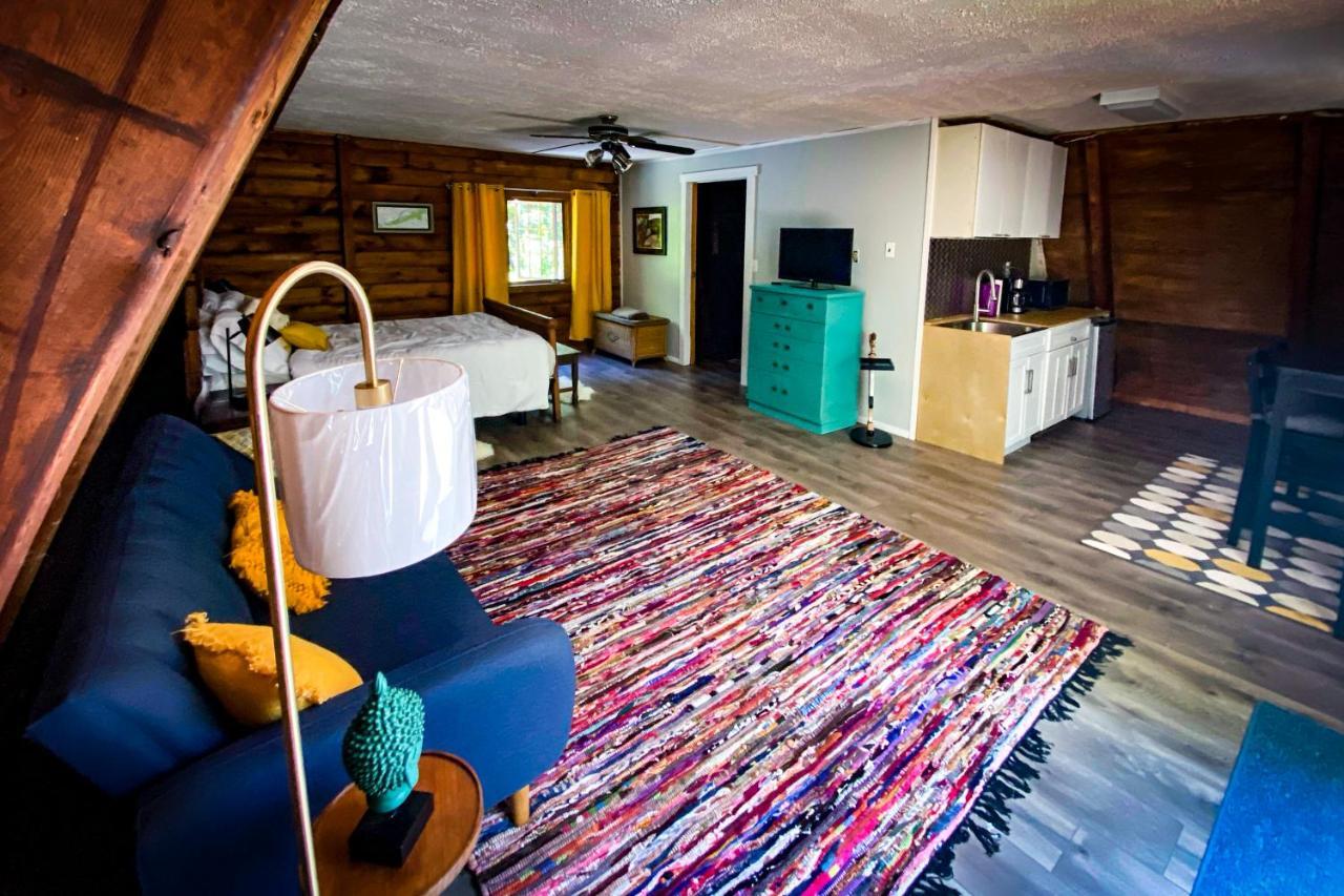 Hikers Haven, A Cozy Cabin Loft Above Bashakill Wildlife Refuge Villa Wurtsboro Exterior photo